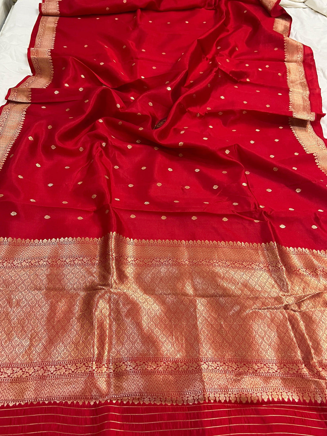 Red Pure Banarasi Handloom Silk Saree - Aura Benaras