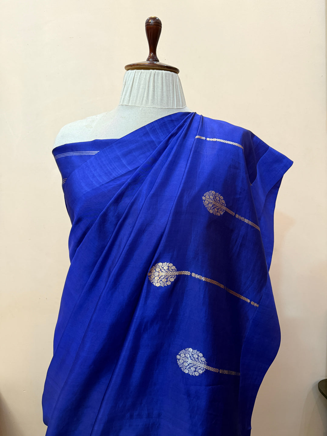 Royal Blue Pure Silk Handloom Banarasi Saree