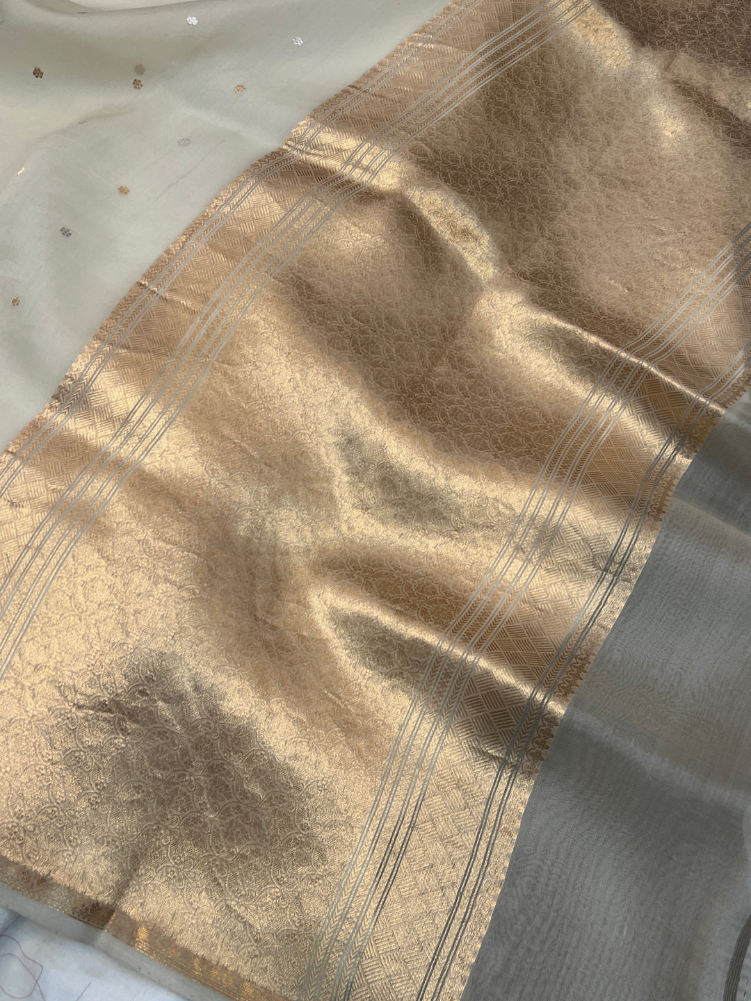 Cream Pure Kora Silk Handloom Banarasi Saree