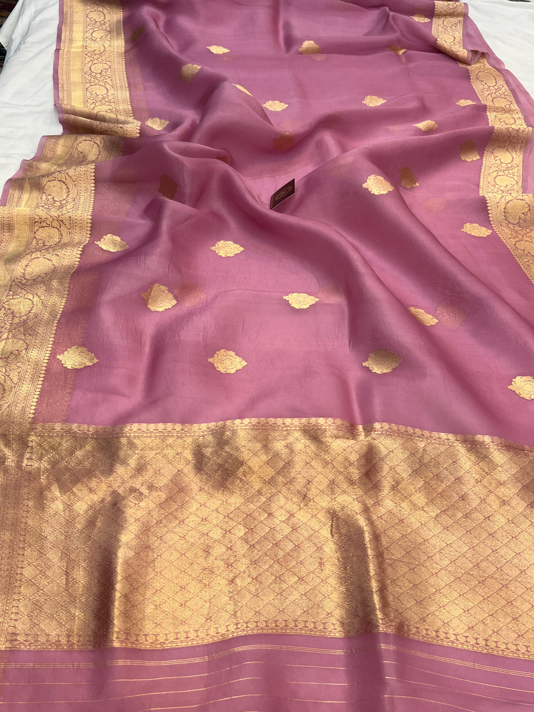 Onion Pink Banarasi Handloom Kora Silk Saree