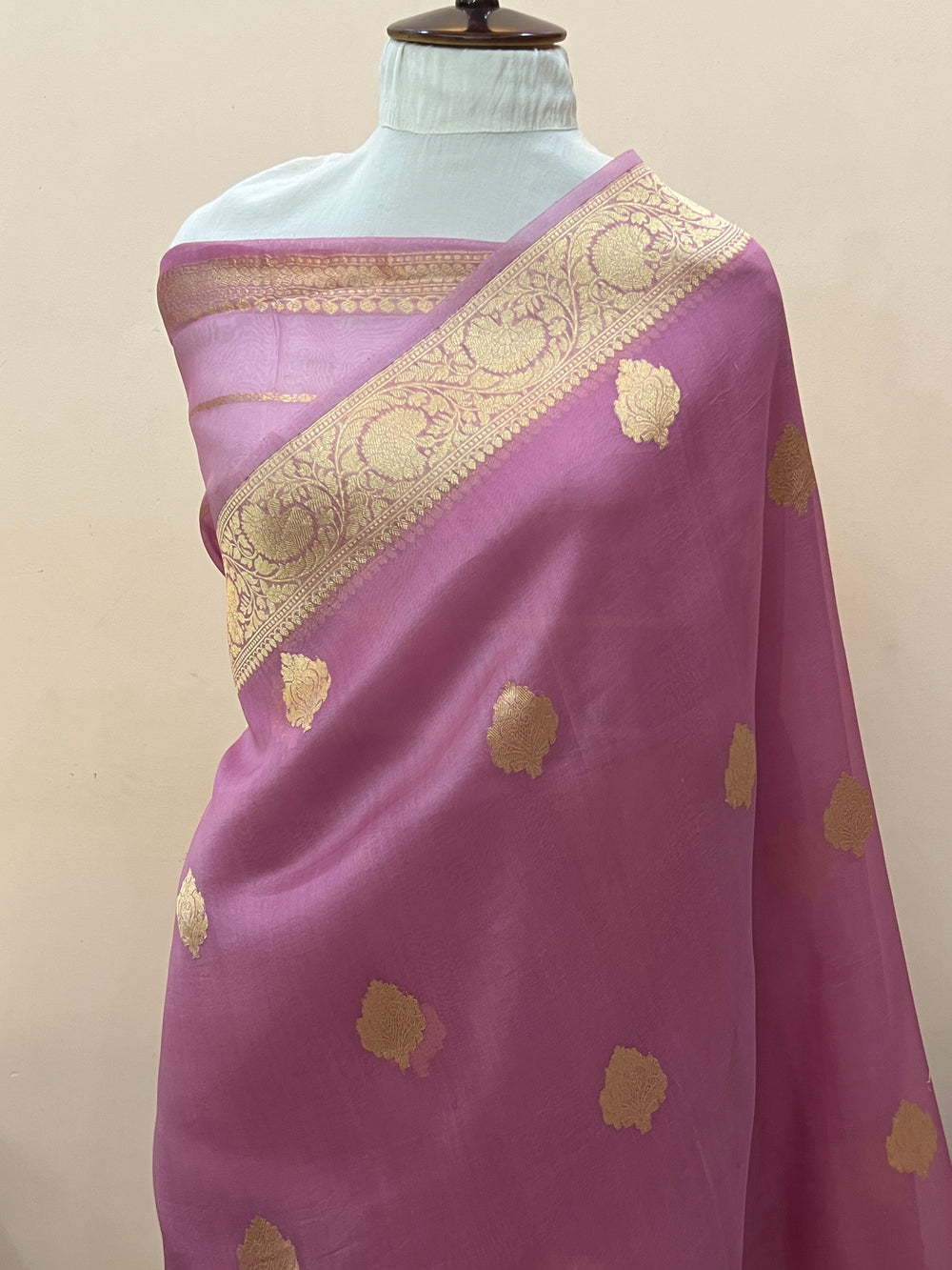 Onion Pink Banarasi Handloom Kora Silk Saree