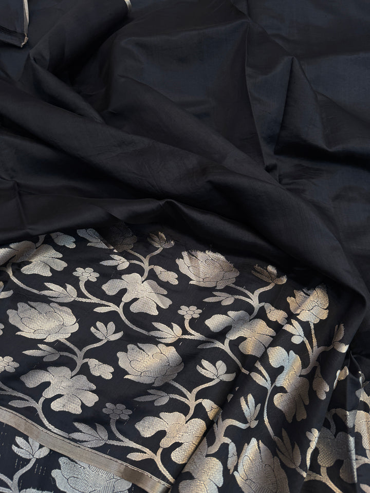 Black Pure Silk Handloom Banarasi Saree