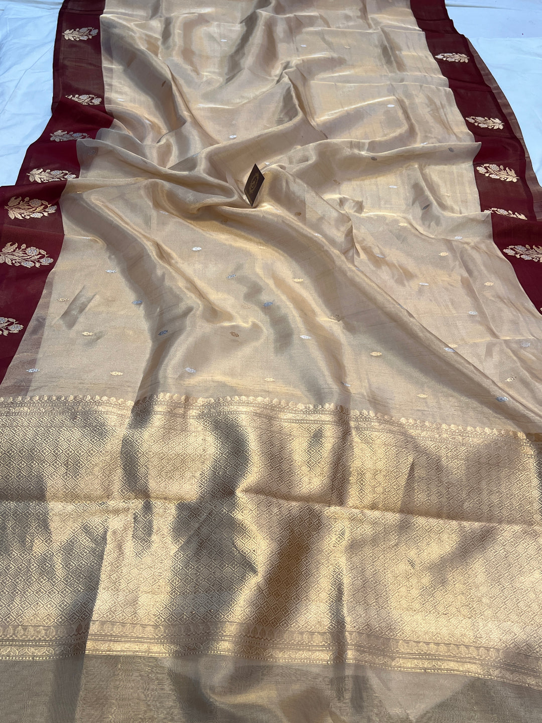 Golden Pure Tissue Silk Handloom Banarasi Saree
