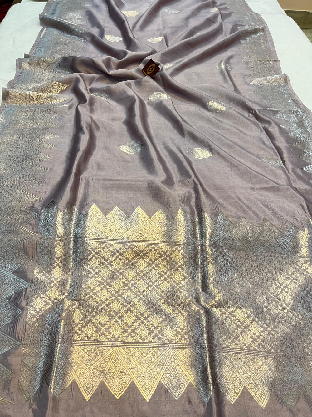 Grey Pure Banarasi Handloom Silk Saree - Aura Benaras