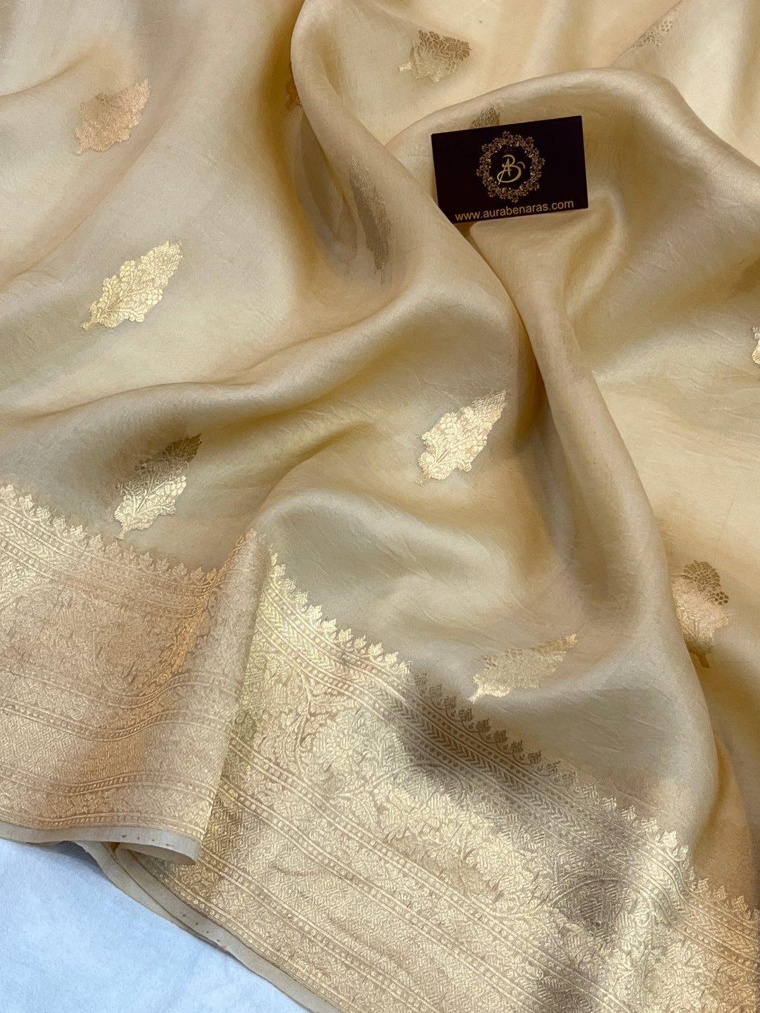 Dusty Cream Banarasi Handloom Kora Silk Saree