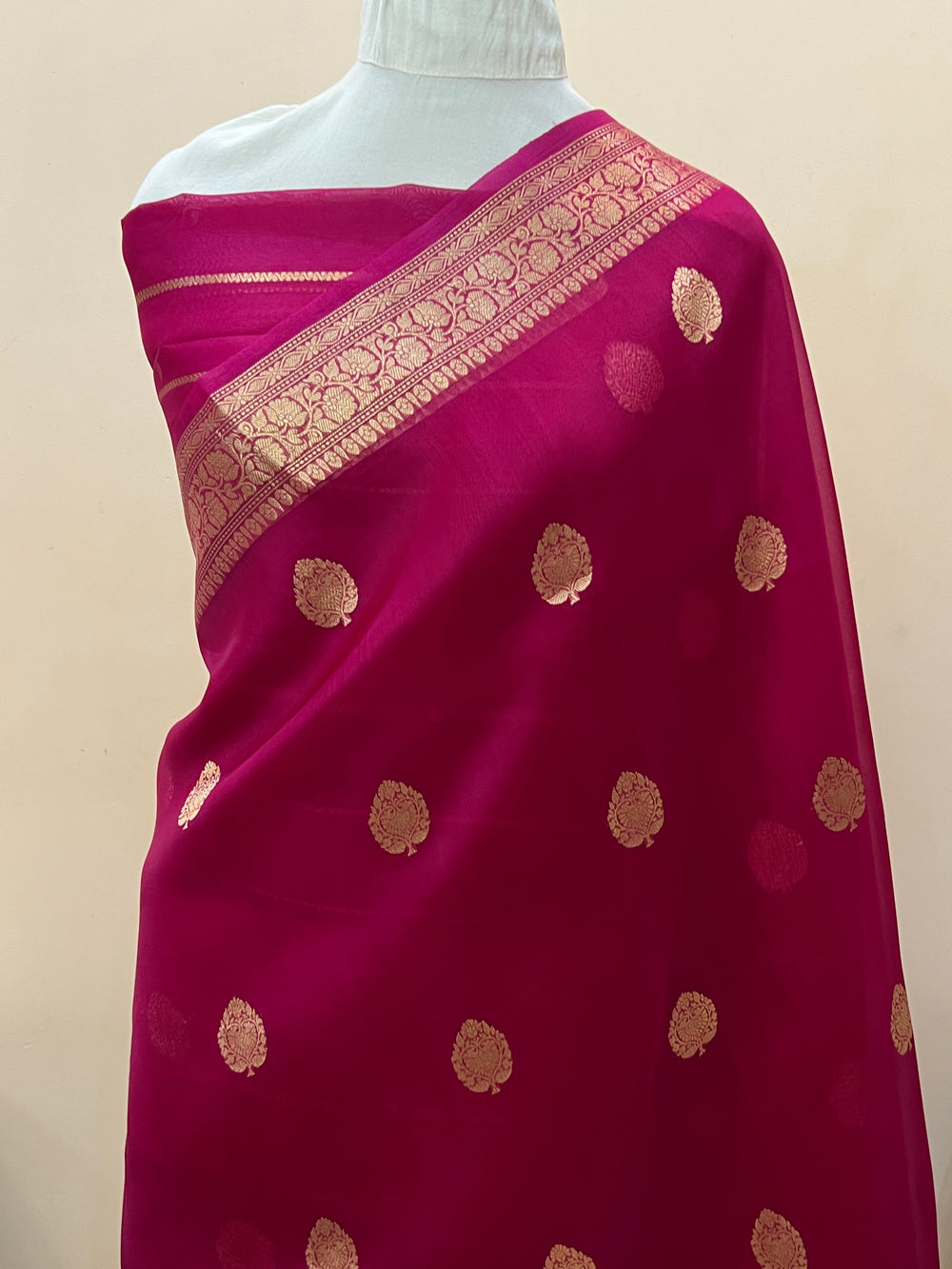 Rani Pink Pure Banarasi Handloom Kora Silk Saree