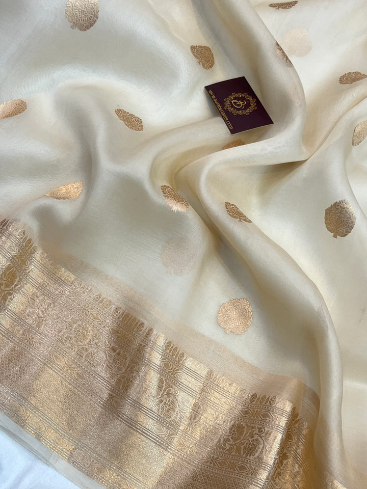 Cream Pure Banarasi Handloom Kora Silk Saree
