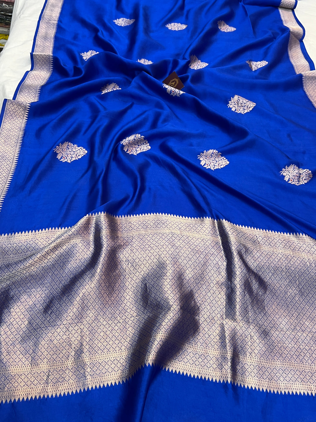Royal Blue Pure Silk Handloom Banarasi Saree with Kadhwa meenakari motifs