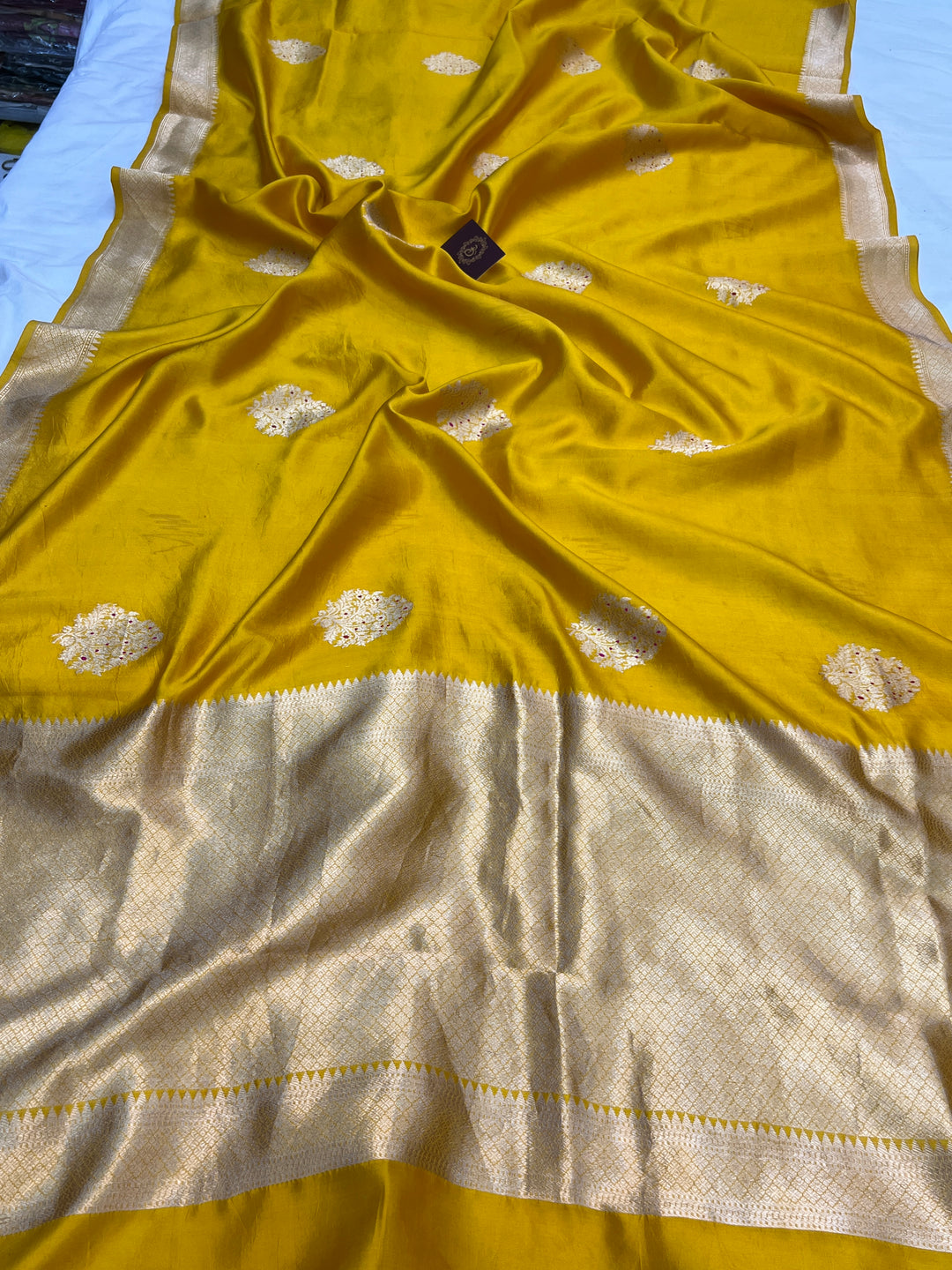 Yellow Pure Silk Handloom Banarasi Saree with Kadhwa meenakari motifs