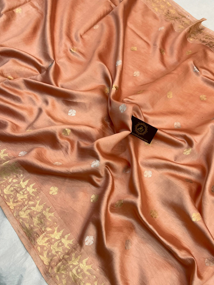 Pastel Peach Pure Silk Handloom Banarasi Saree with Kadhwa Butis 