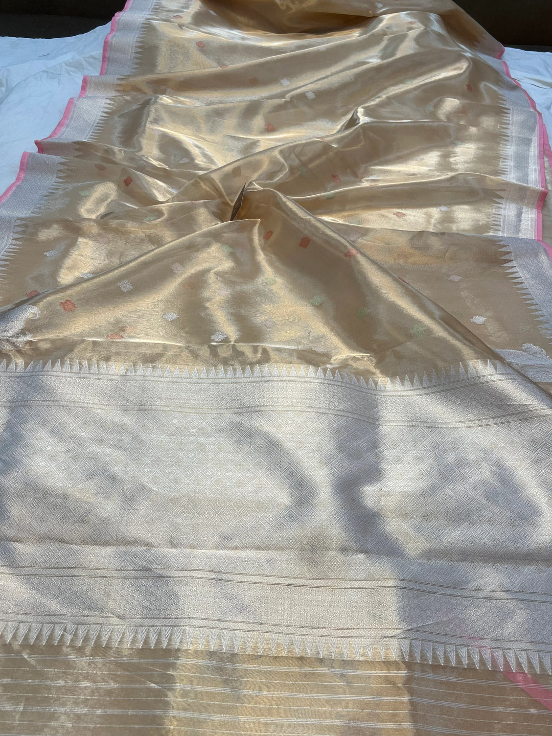 Pre Order :: Golden Banarasi Handloom Tissue Silk Saree