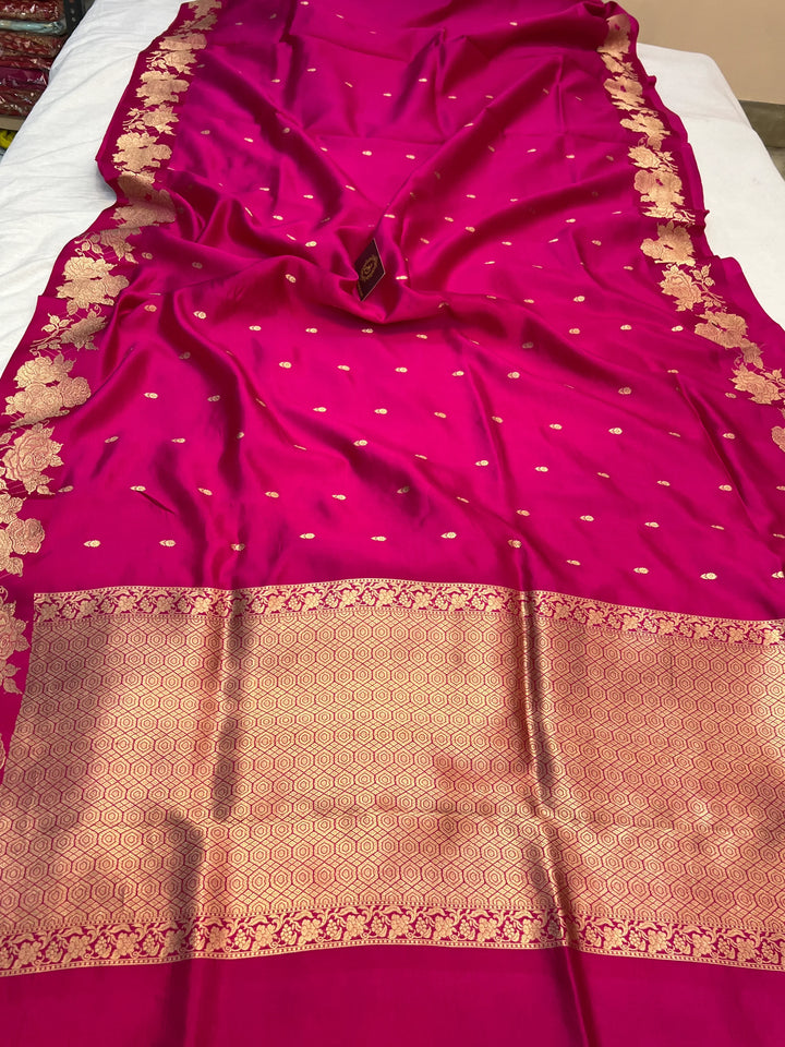 Rani Pink Pure Silk Handloom Banarasi Saree with Kadhwa Motifs