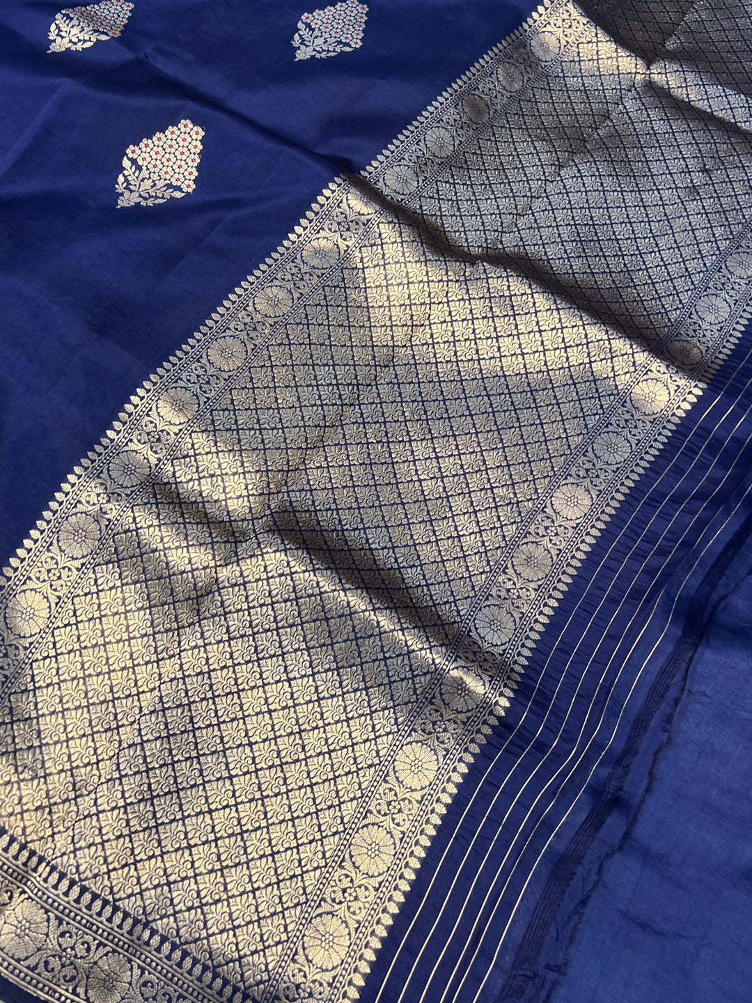 Navy Blue Pure Banarasi Handloom Silk Saree - Aura Benaras
