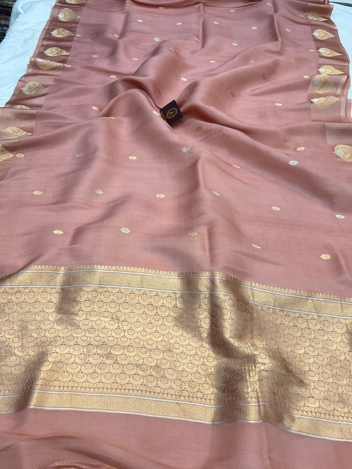 Dusty Rose Pure Katan Organza Silk Handloom Banarasi Saree