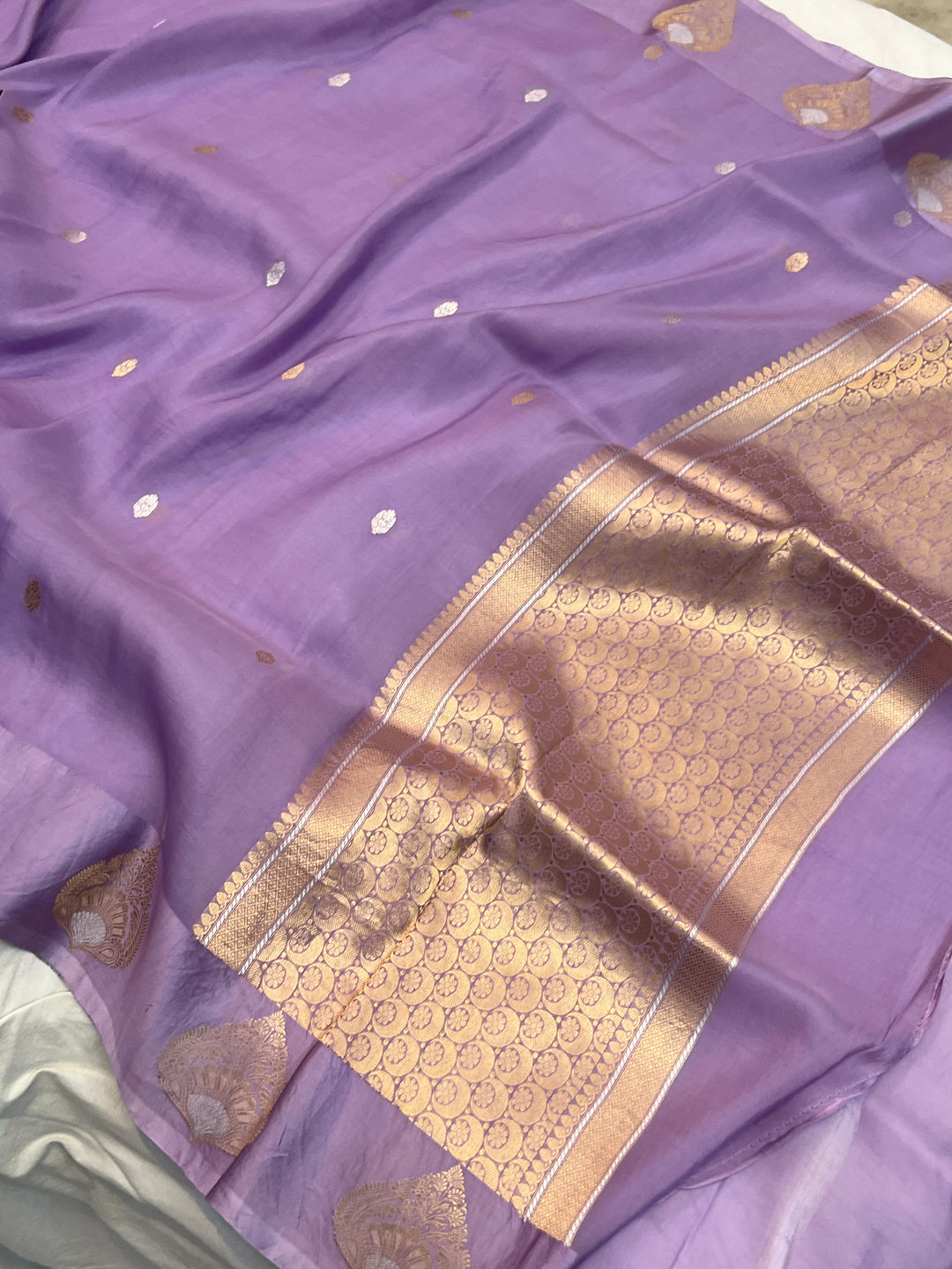 Lavender Pure Katan Organza Silk Handloom Banarasi Saree