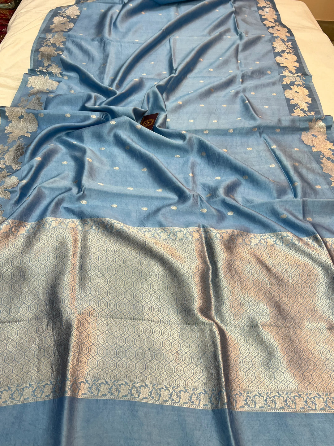Blue Pure Silk Handloom Banarasi Saree with Kadhwa Motifs