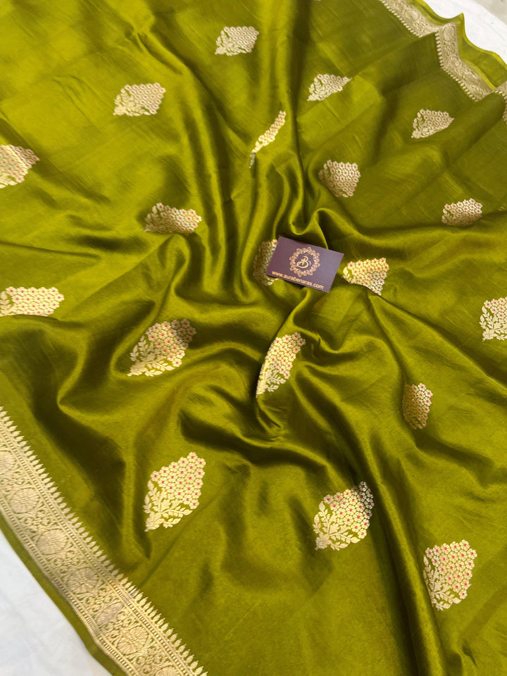 Mehendi Green Pure Banarasi Handloom Silk Saree - Aura Benaras