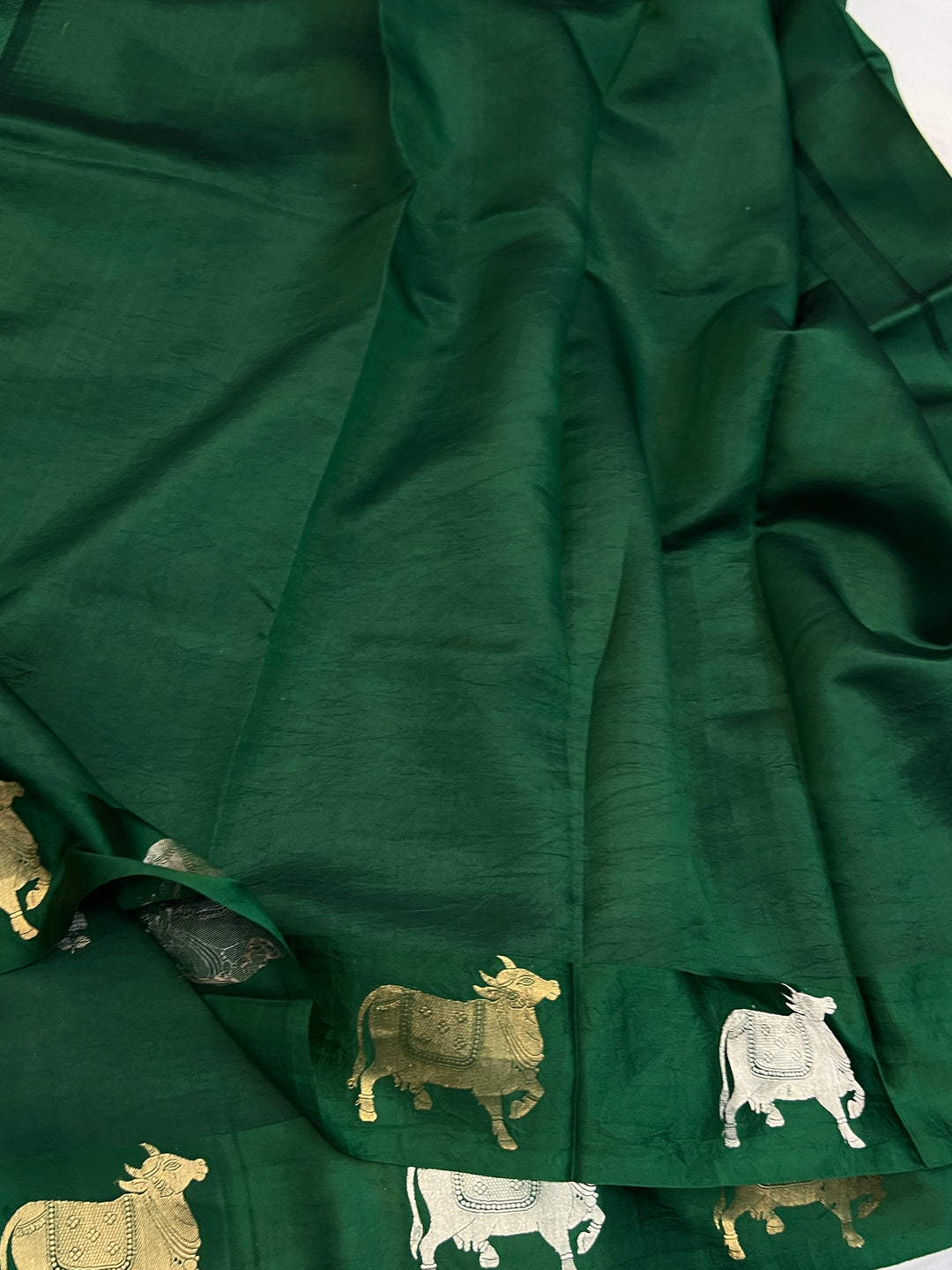 Bottle Green Pure Katan Silk Banarasi Handloom Saree