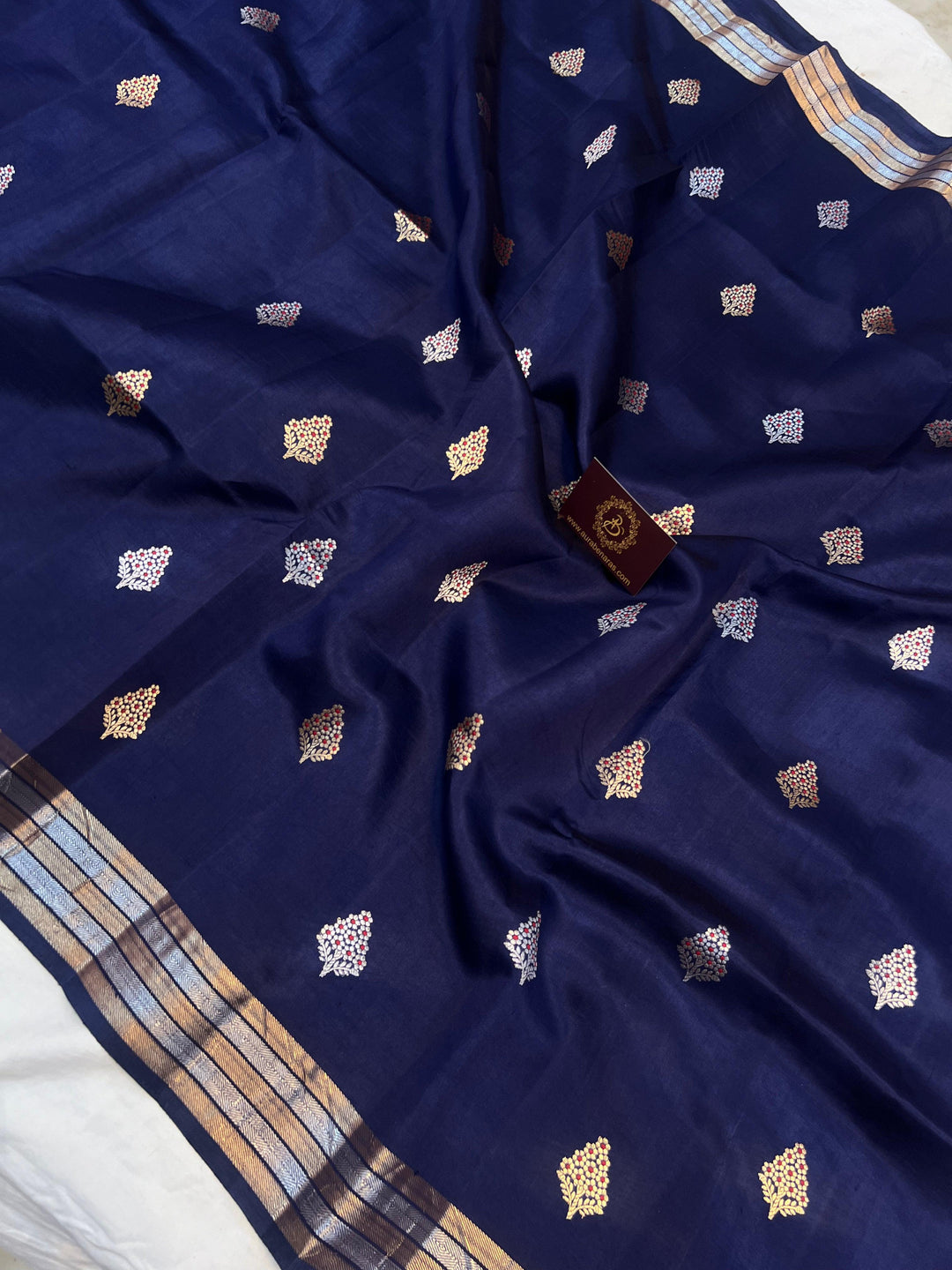Navy Blue Pure Banarasi Handloom Silk Saree - Aura Benaras