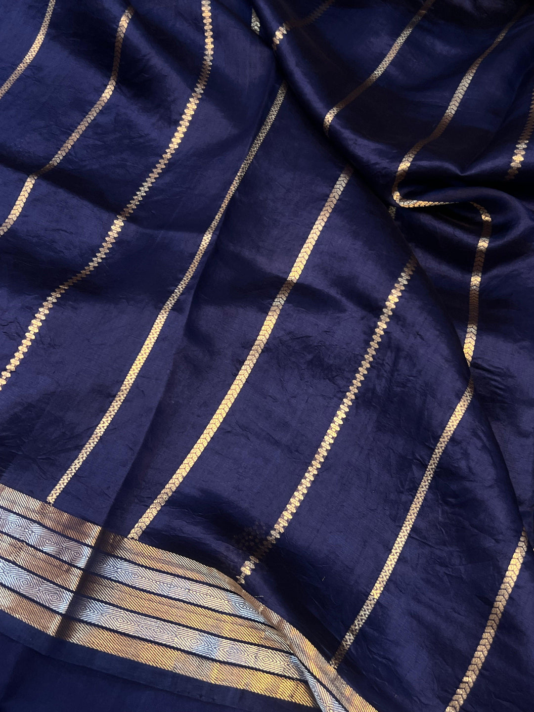 Navy Blue Pure Banarasi Handloom Silk Saree - Aura Benaras