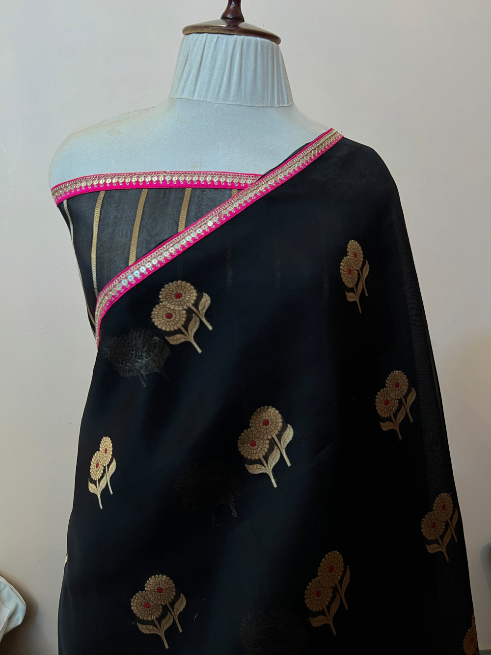 Black Pure Kora Silk Handloom Banarasi Saree