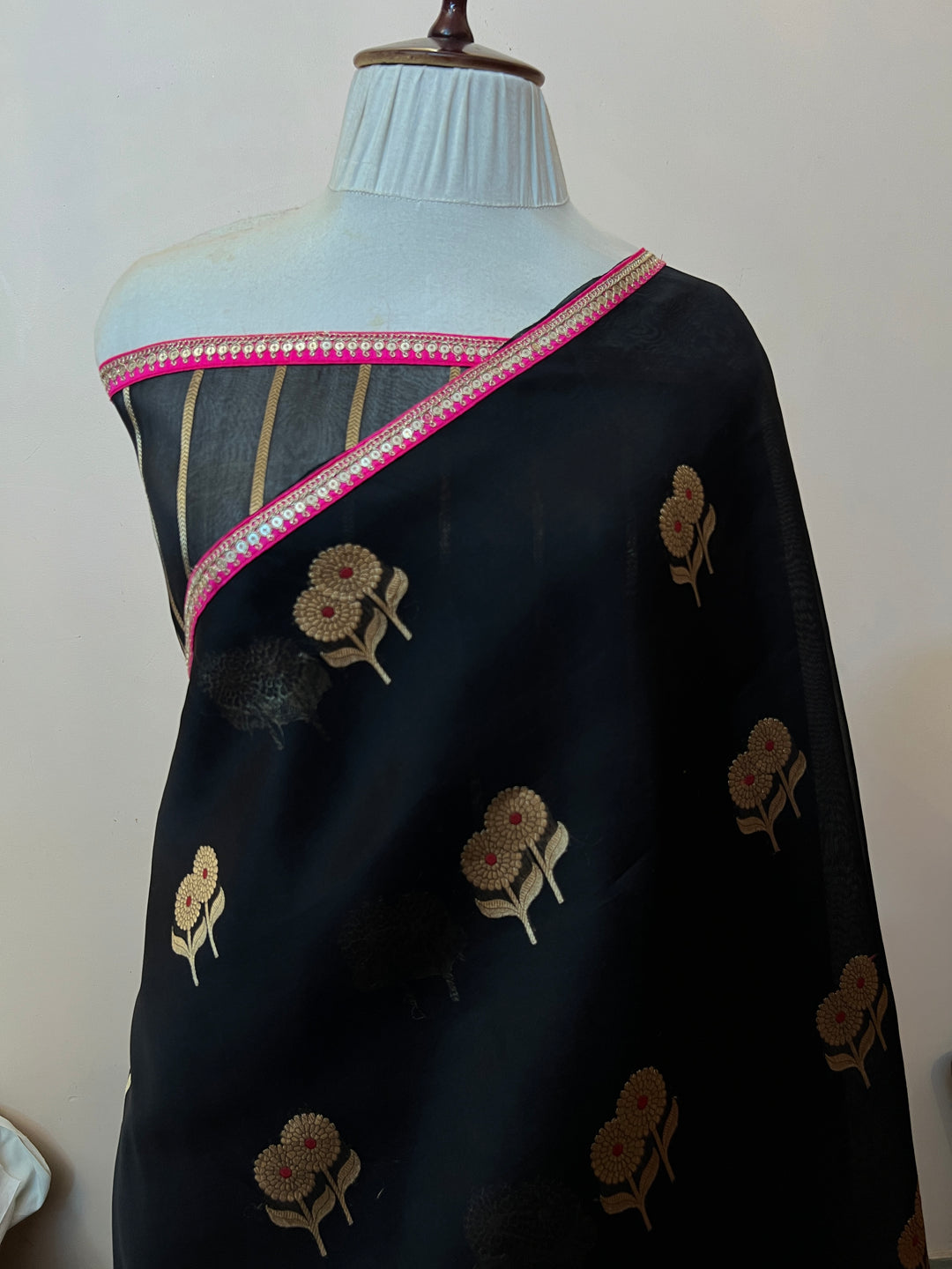 Black Pure Kora Silk Handloom Banarasi Saree