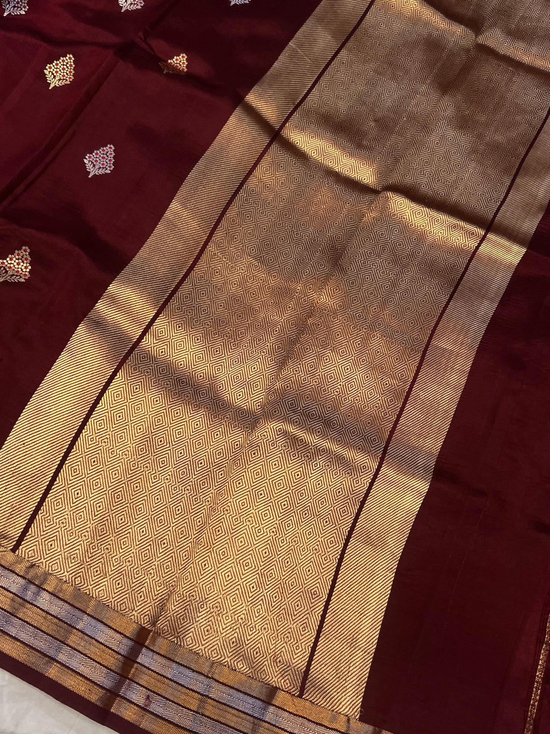 Maroon Pure Banarasi Handloom Silk Saree - Aura Benaras