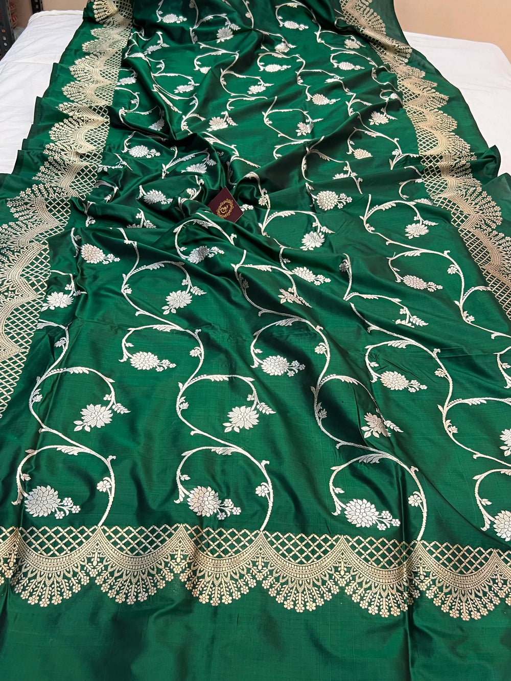 Bottle Green Pure Katan Silk Banarasi Saree with Kadhwa Jaal Design