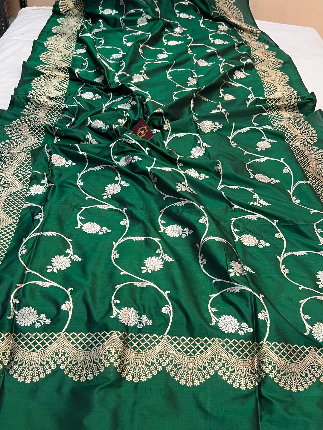 Bottle Green Pure Katan Silk Banarasi Saree with Kadhwa Jaal Design
