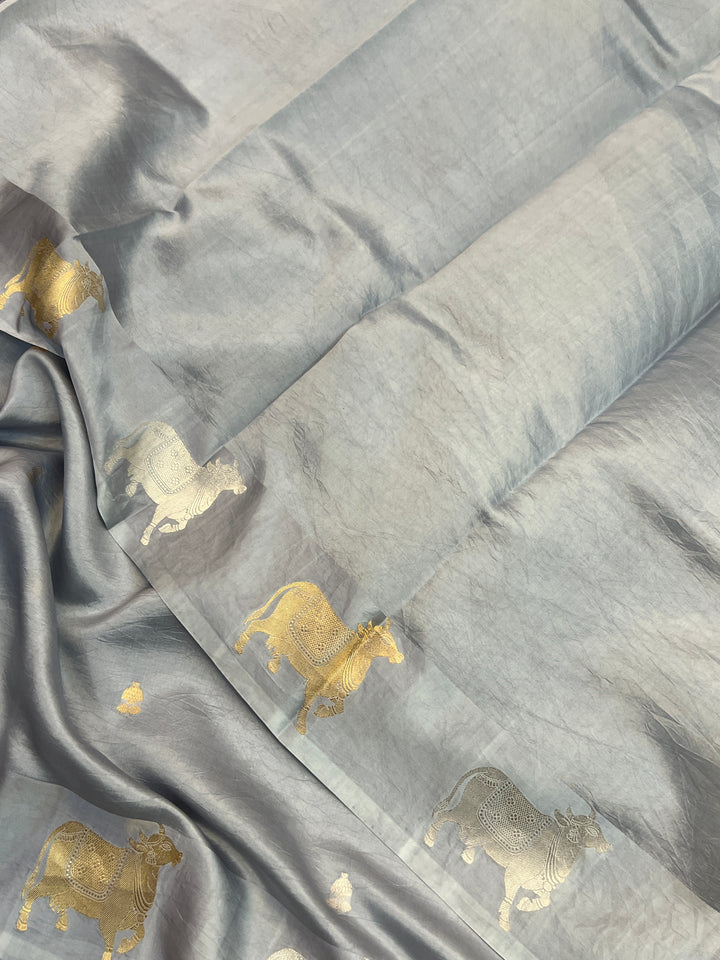 Light Blueish Grey Pure Katan Silk Banarasi Handloom Saree