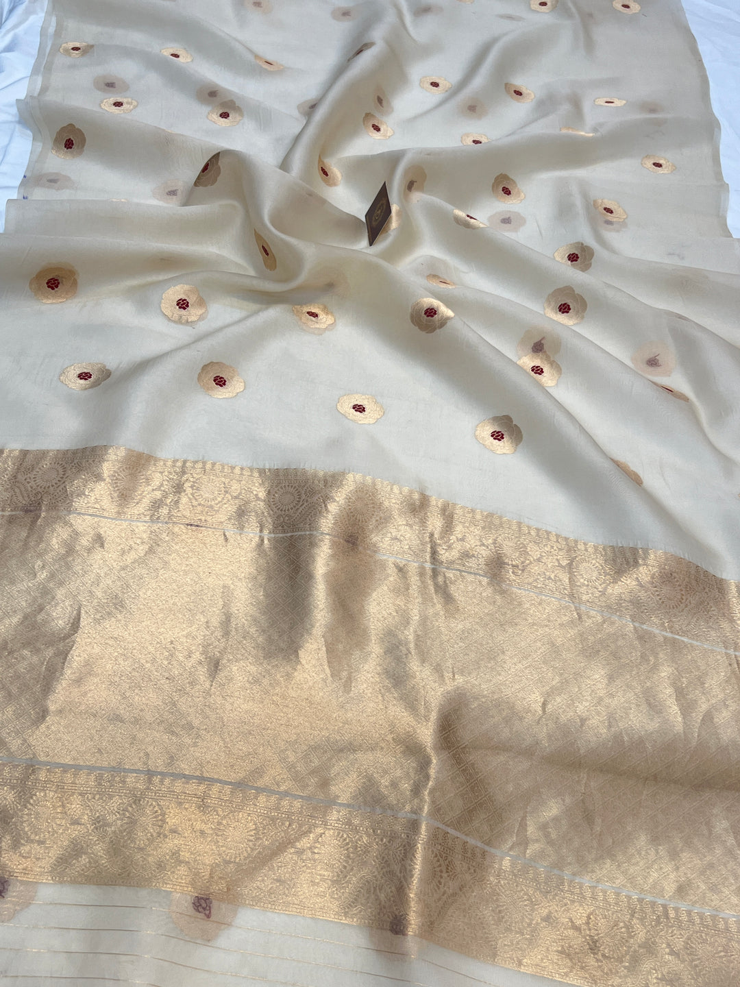 Off White Pure Kora Silk Handloom Banarasi Saree