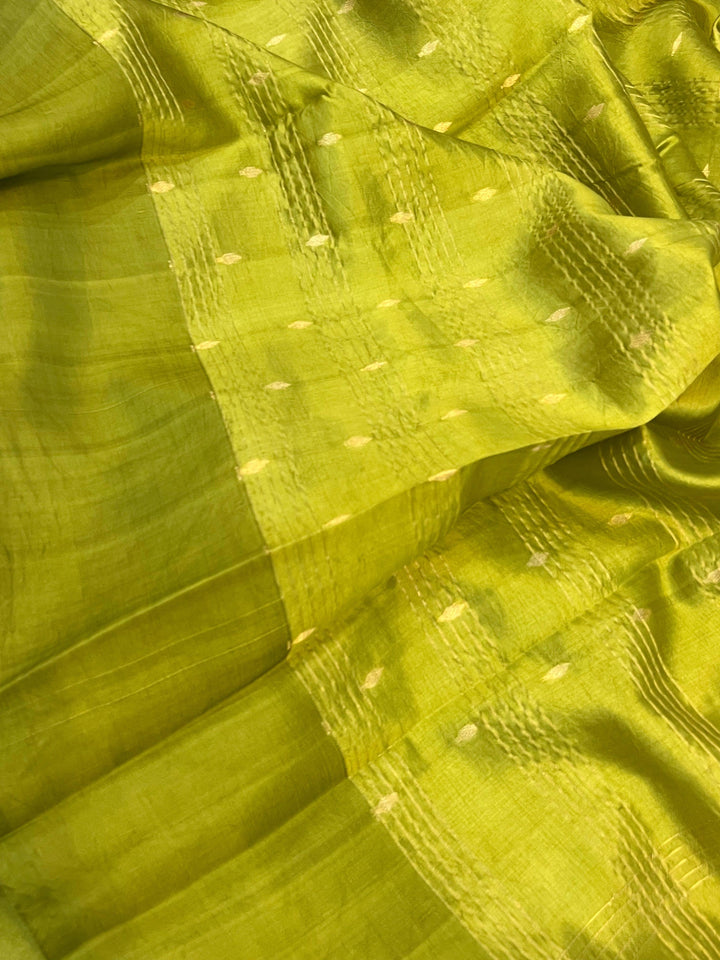 Mehendi Green Pure Banarasi Handloom Silk Saree - Aura Benaras