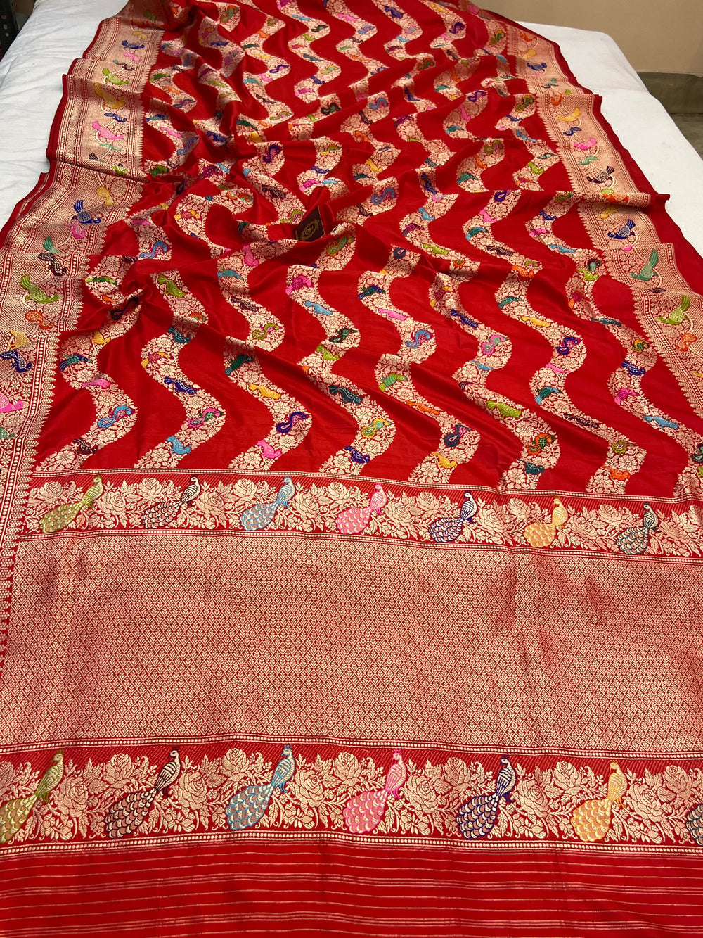 Red Pure Katan Silk Banarasi Saree with Kadhwa Leheriya & Meenakari 