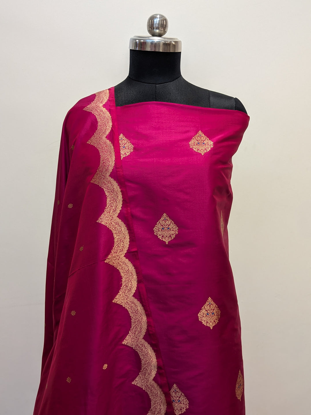 Rani Pink Katan Silk Handwoven Banarasi Suit Set - Aura Benaras