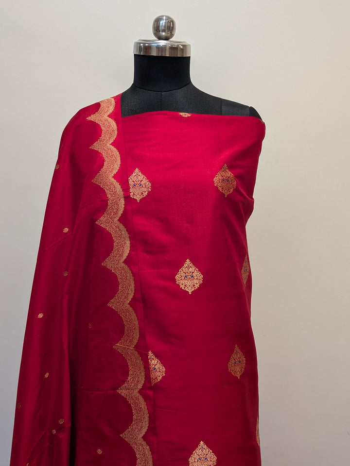 Radish Pink Katan Silk Handwoven Banarasi Suit Set - Aura Benaras