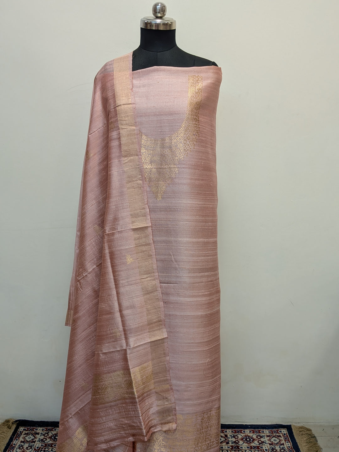 Dusty Pink  Banarasi Raw Silk Unstitched Suit with Kadhwa Work