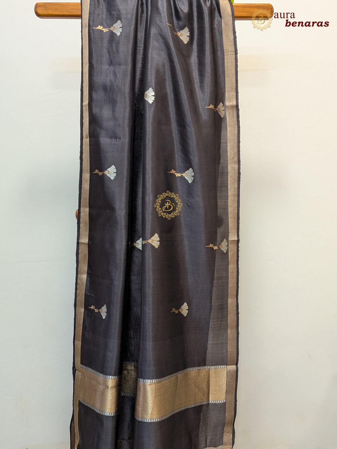 Black Pure Silk Banarasi Dupatta with Kadhwa Zari Work