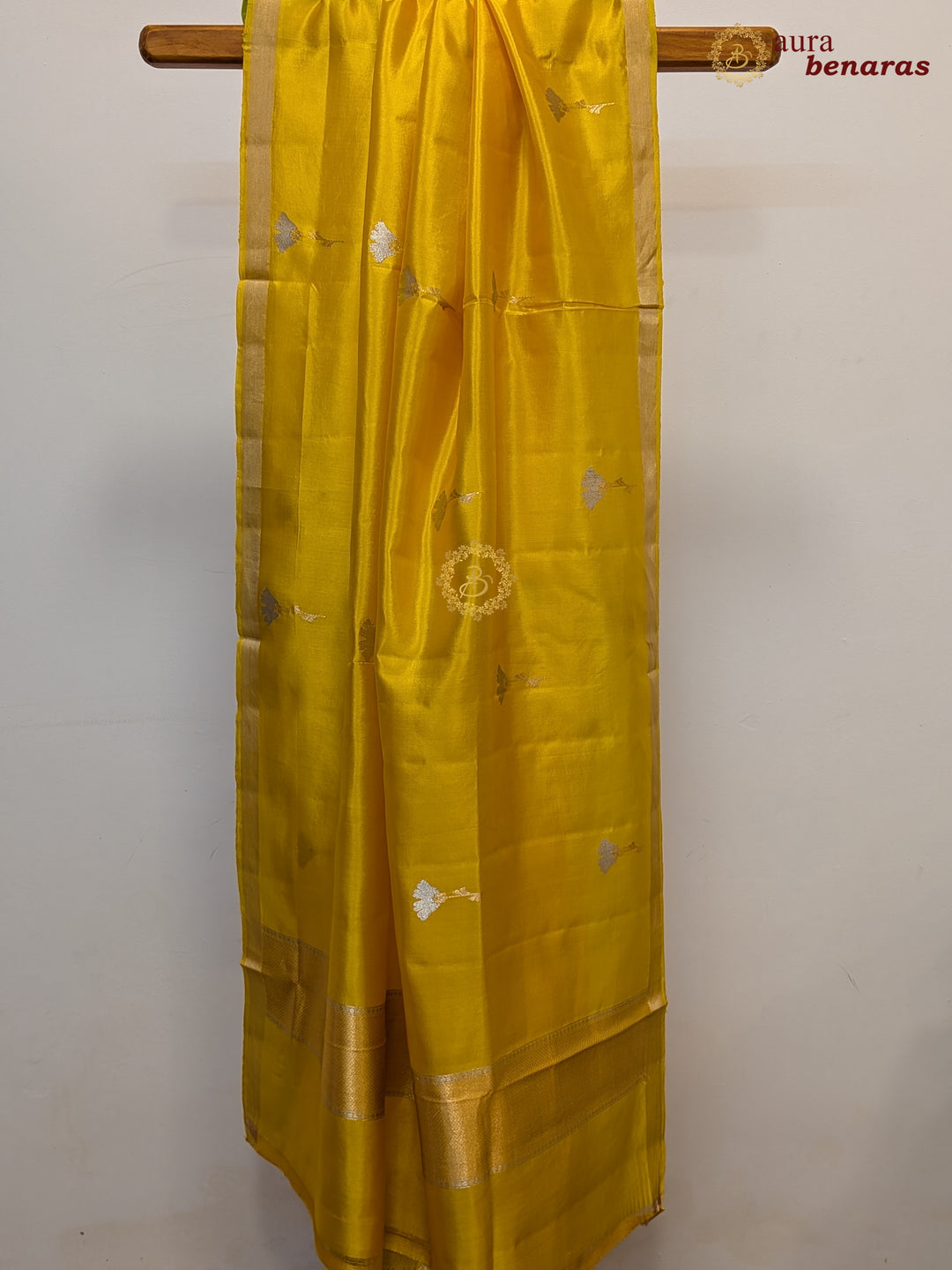 Yellow Pure Silk Banarasi Dupatta with Kadhwa Zari Work