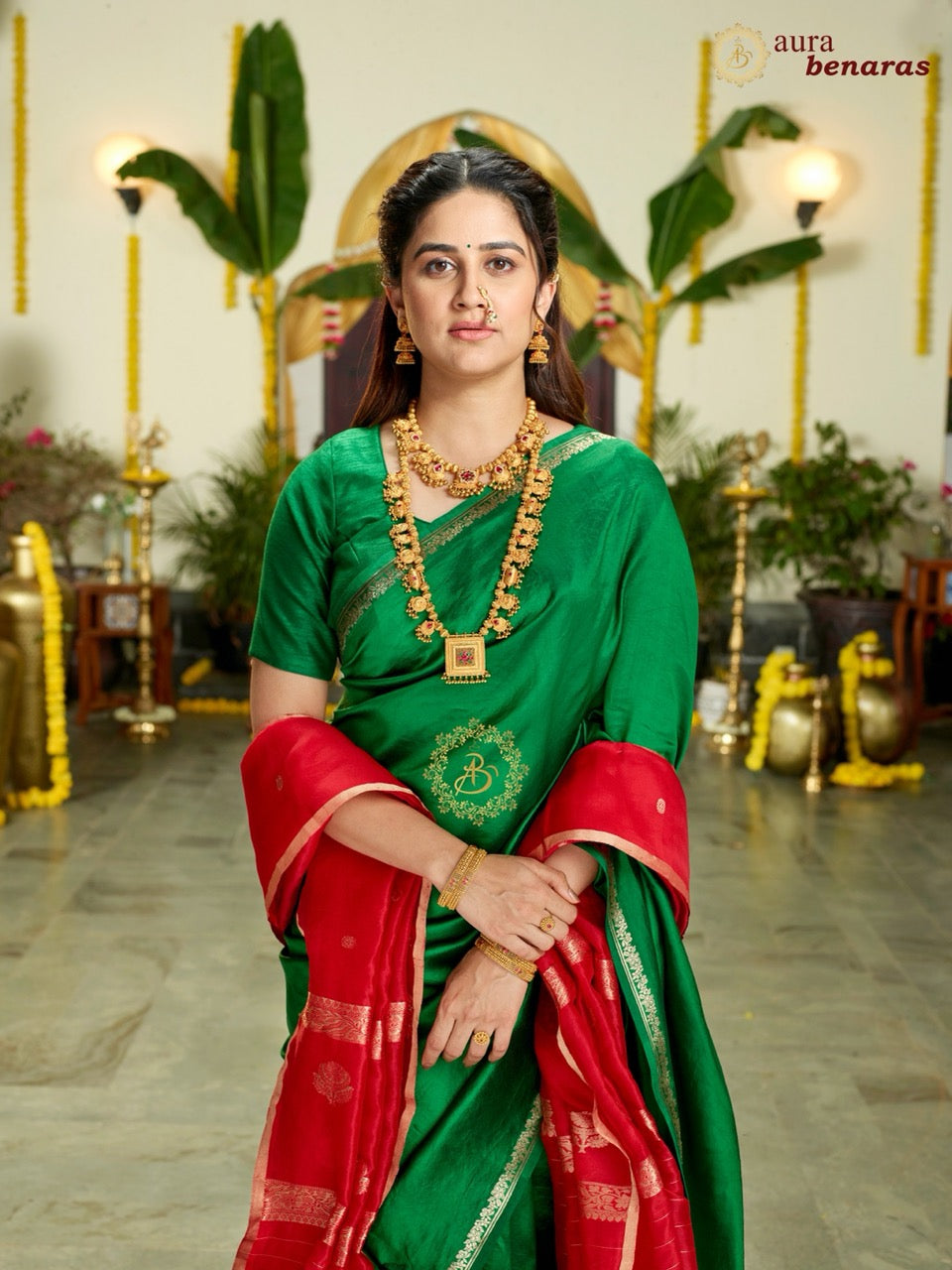 Green Pure Banarasi Handloom Silk Saree - Aura Benaras