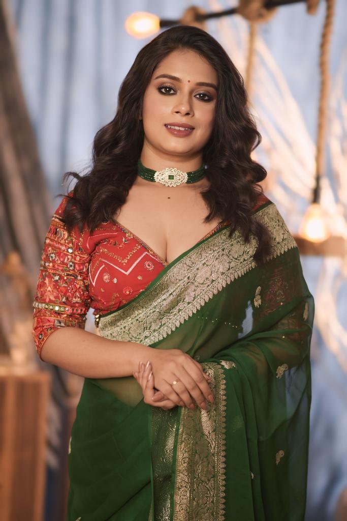 Bottle Green Khaddi Chiffon Banarasi Handloom Saree