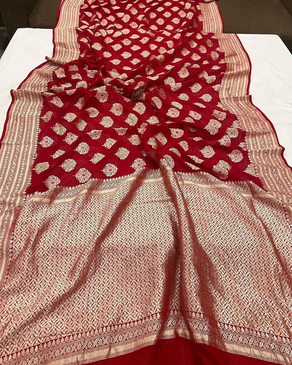 Red Banarasi Khaddi Georgette Saree - Aura Benaras