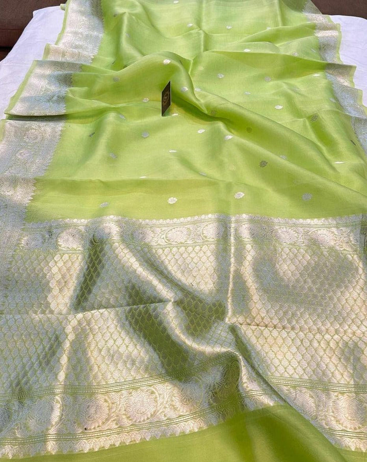 Pista Green Banarasi Handloom Kora Silk Saree - Aura Benaras