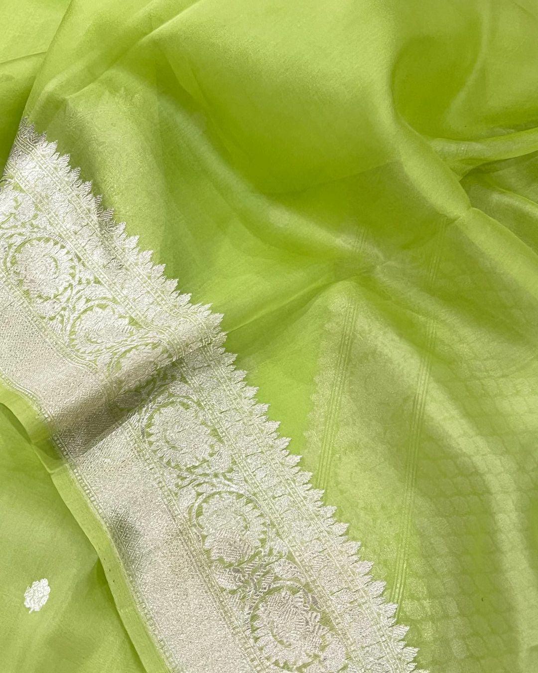 Pista Green Banarasi Handloom Kora Silk Saree - Aura Benaras