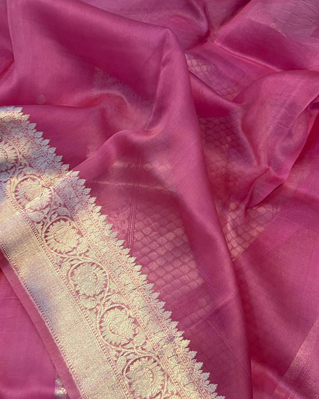Onion Banarasi Handloom Kora Silk Saree - Aura Benaras