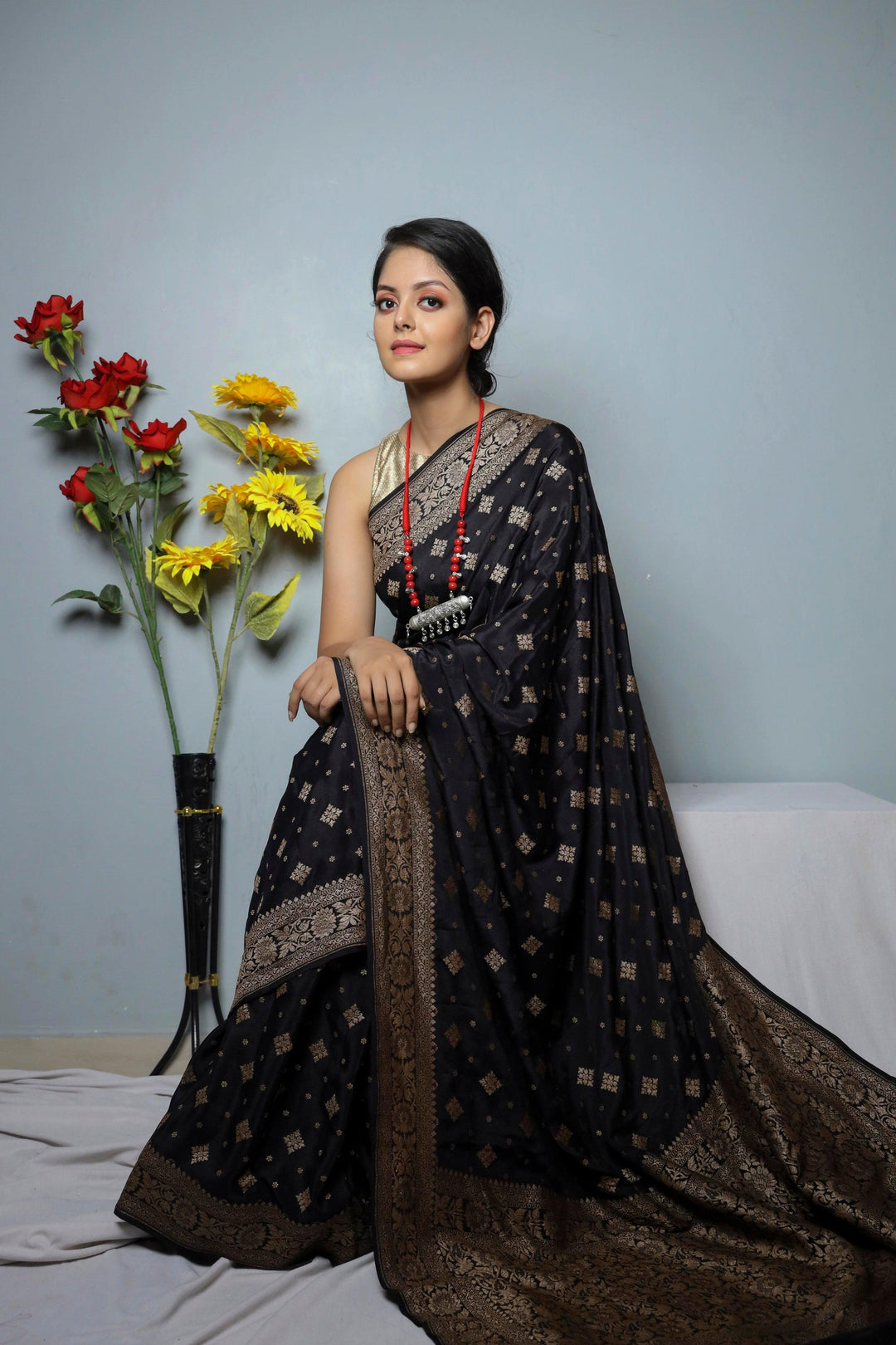 Black Pure Banarasi Khaddi Crepe Silk Saree - Aura Benaras