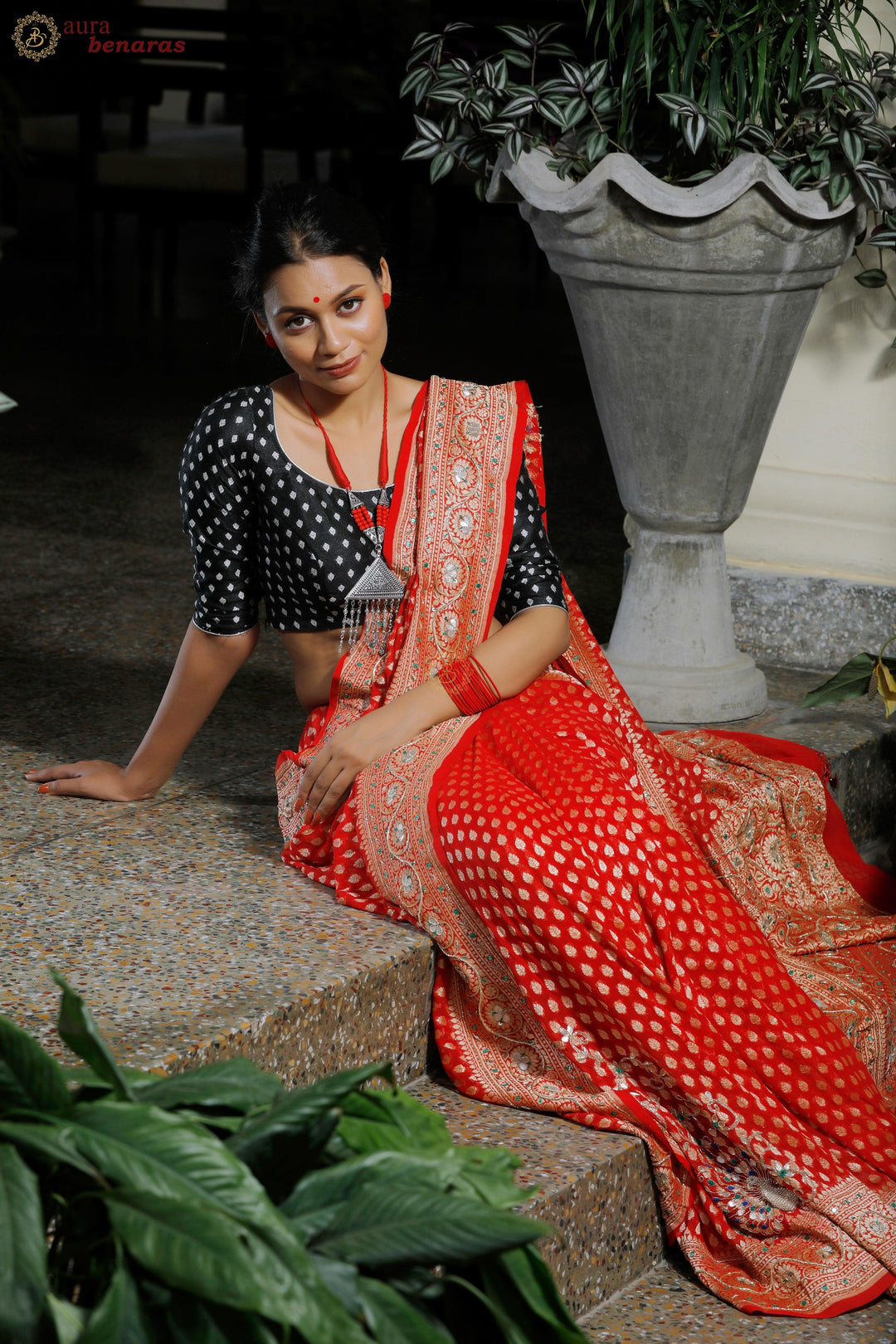 Red Pure Banarasi Khaddi Georgette Saree - Aura Benaras