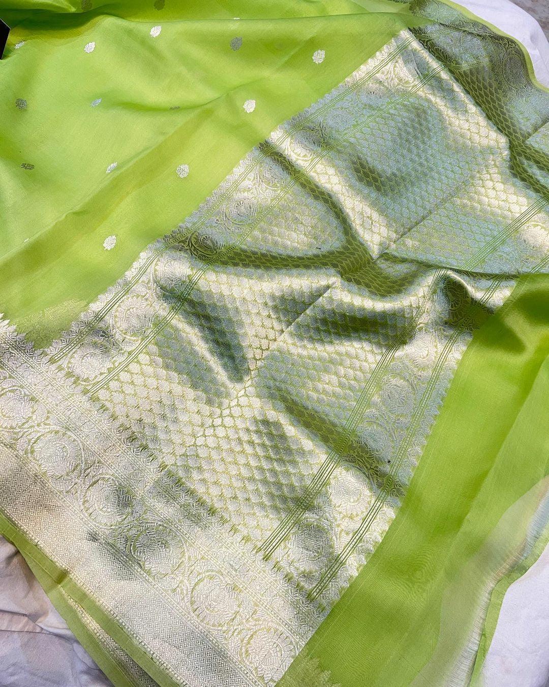 Pista Green Banarasi Handloom Kora Silk Saree - Aura Benaras