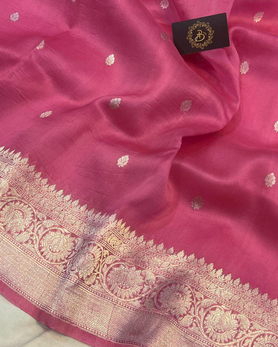 Onion Banarasi Handloom Kora Silk Saree - Aura Benaras