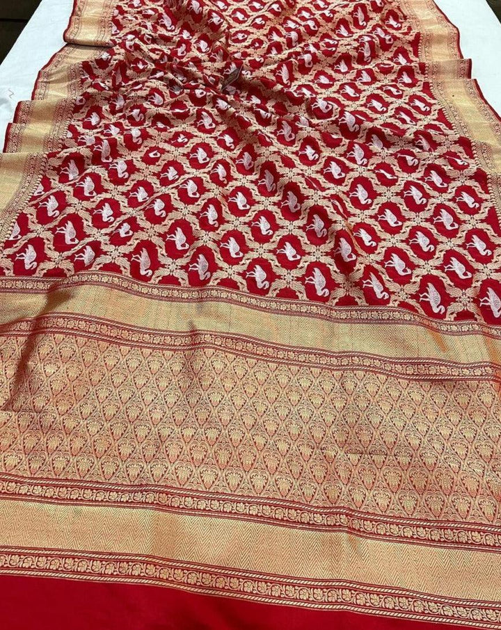 Red Kadwa Jaal Pure Banarasi Handloom Katan Silk Saree - Aura Benaras