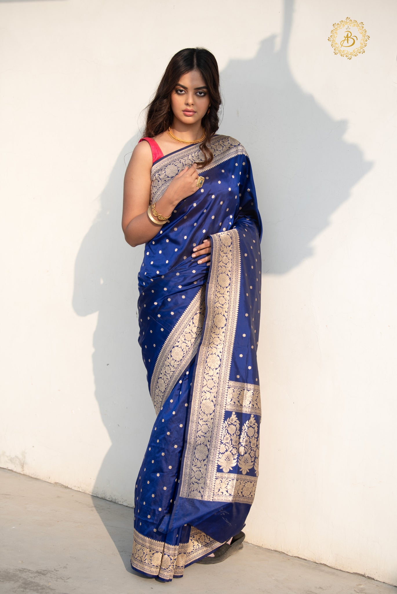 WoodenTant Handloom Cotton Silk Fashion Saree with In Royal Blue Leaves  Design In All Over The Border